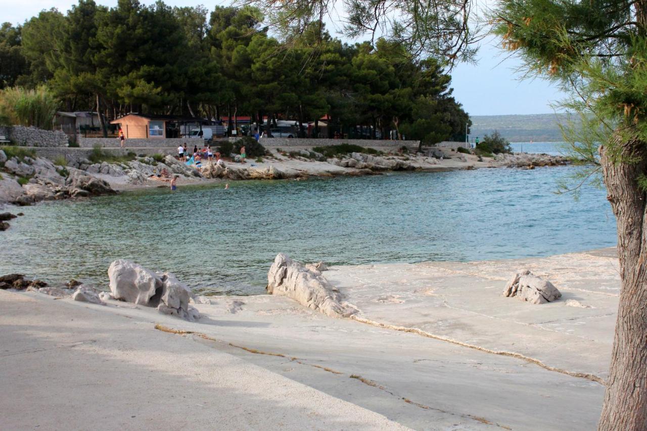 Apartments And Rooms By The Sea Nerezine, Losinj - 11815 외부 사진