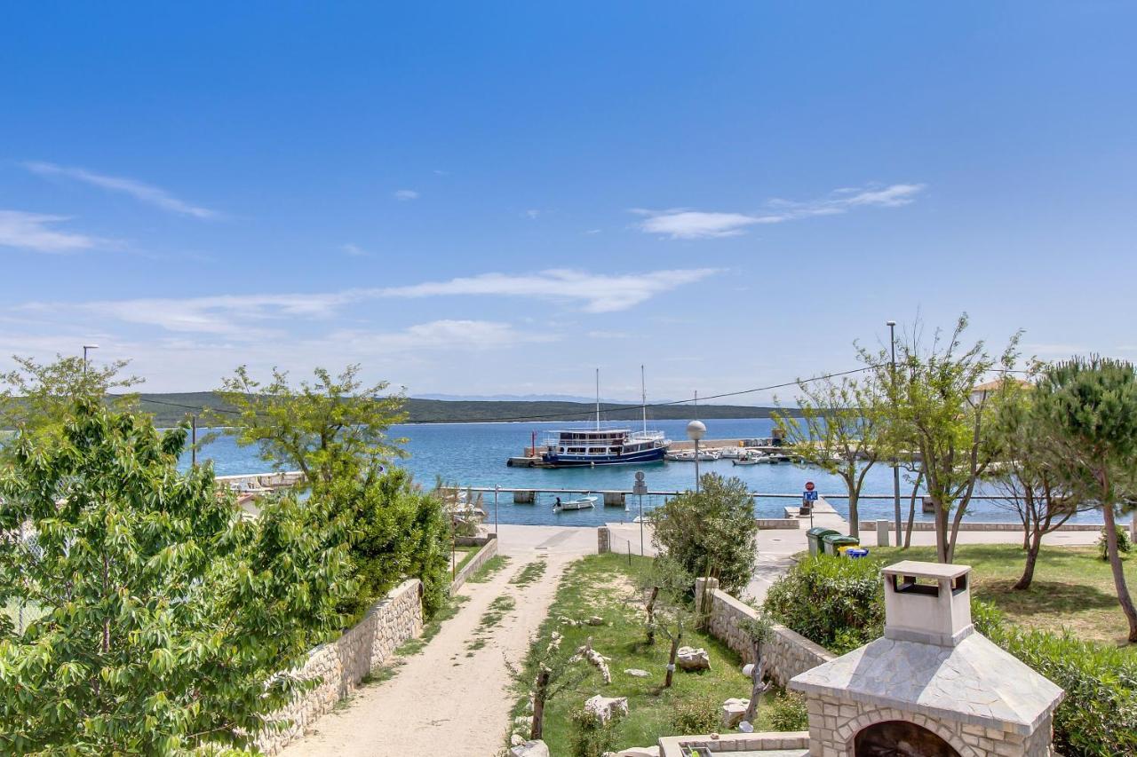 Apartments And Rooms By The Sea Nerezine, Losinj - 11815 외부 사진